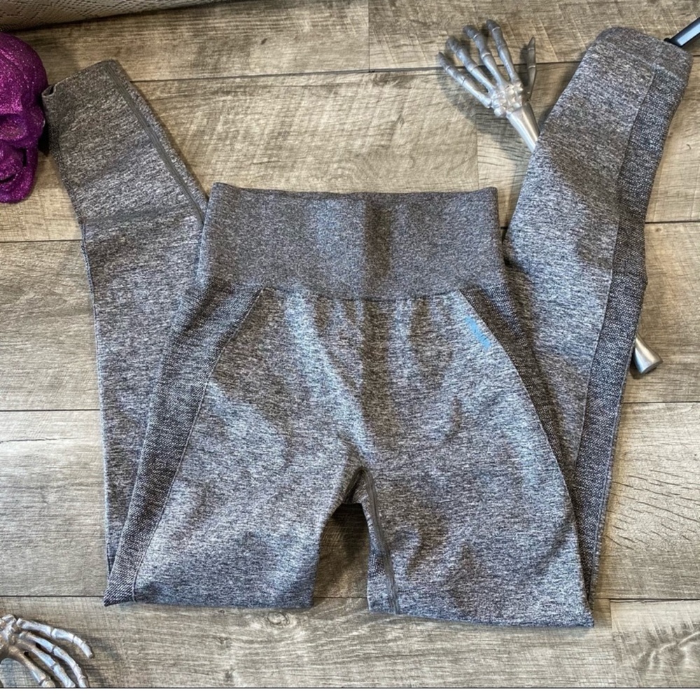 Gymshark gray leggings
